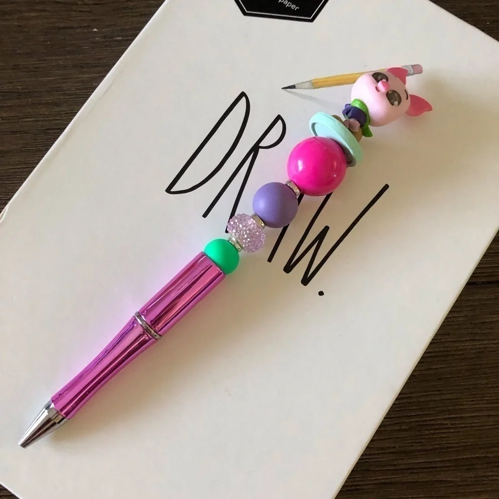 Disney Doorables: Winnie the Pooh: Piglet handmade beaded pen